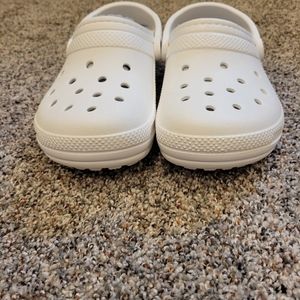 Crocs-White with faux fur lining-Size 7 Woman